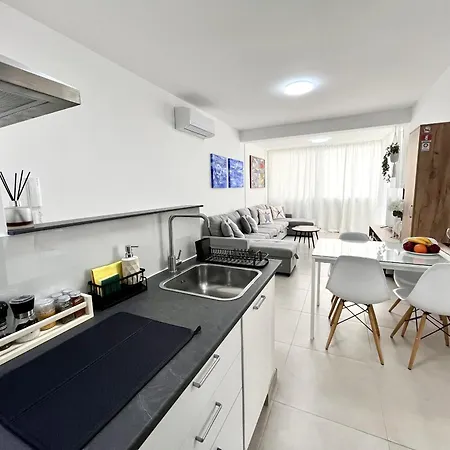 Apartament Sea House Larnaca