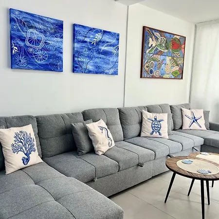 Sea House * Larnaca